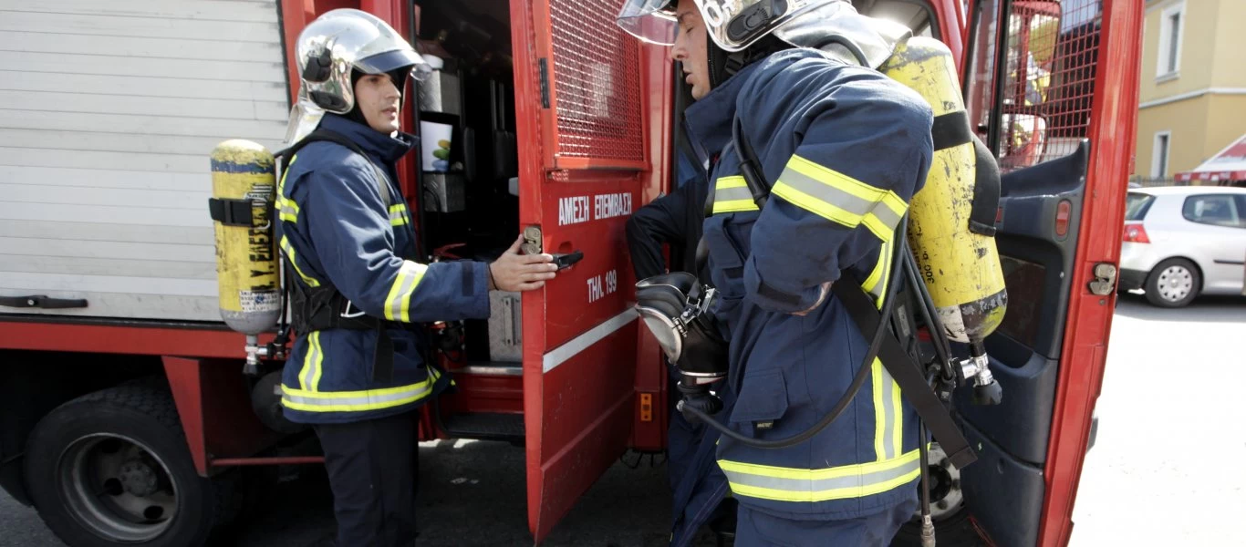 Φωτιά στη Μάνδρα Αττικής - Σε δασική έκταση κοντά στην Ι.Μονή Γοργουπηκόου